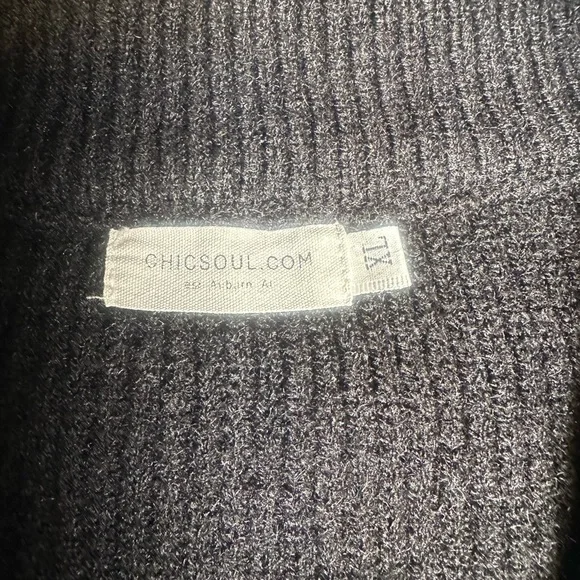 Chic Soul Black and White Striped Sweater XL - Picture 3 of 5